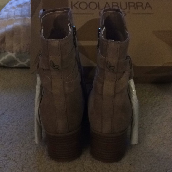 NWT UGG SUEDE BOOTS - Picture 3 of 8